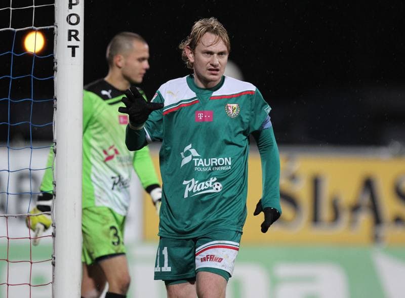 Football. T-Mobile Ekstraklasa. Gornik Zabrze - Slask Wroclaw. 04.12.2011