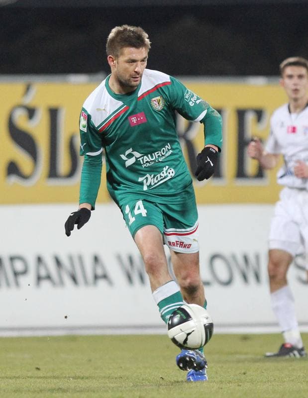 Football. T-Mobile Ekstraklasa. Gornik Zabrze - Slask Wroclaw. 04.12.2011