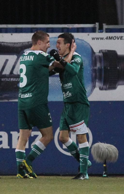 Football. T-Mobile Ekstraklasa. Gornik Zabrze - Slask Wroclaw. 04.12.2011