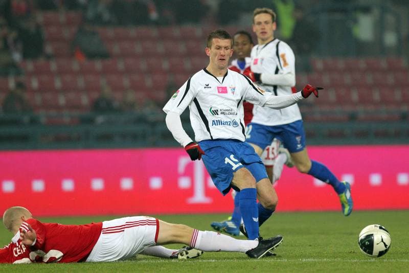 Football. T-Mobile Ekstraklasa. Wisla Krakow - Gornik Zabrze. 20.11.2011