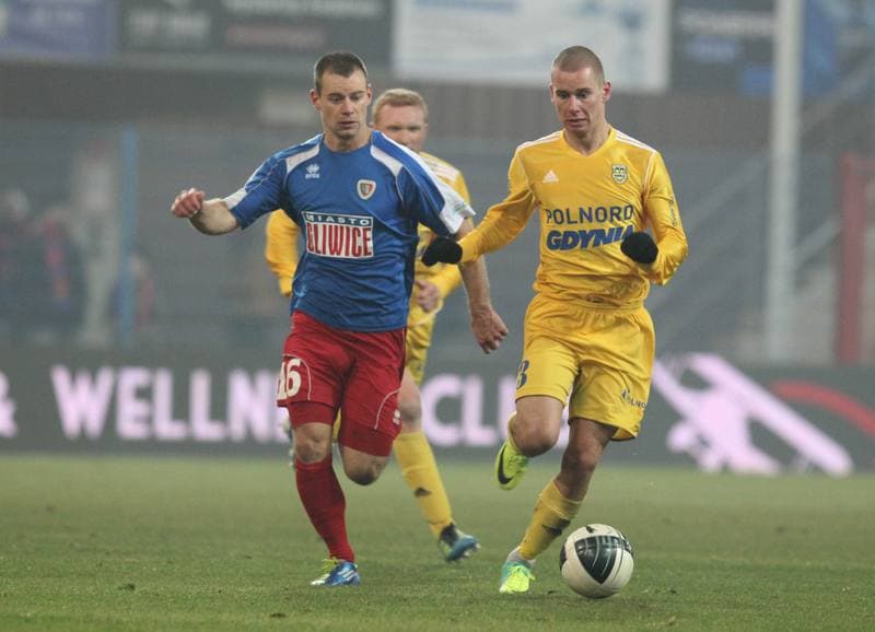 Football. I liga. Piast Gliwice - Arka Gdynia. 12.11.2011