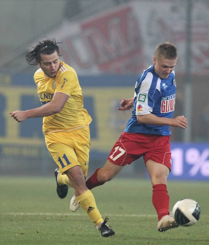 Football. I liga. Piast Gliwice - Arka Gdynia. 12.11.2011