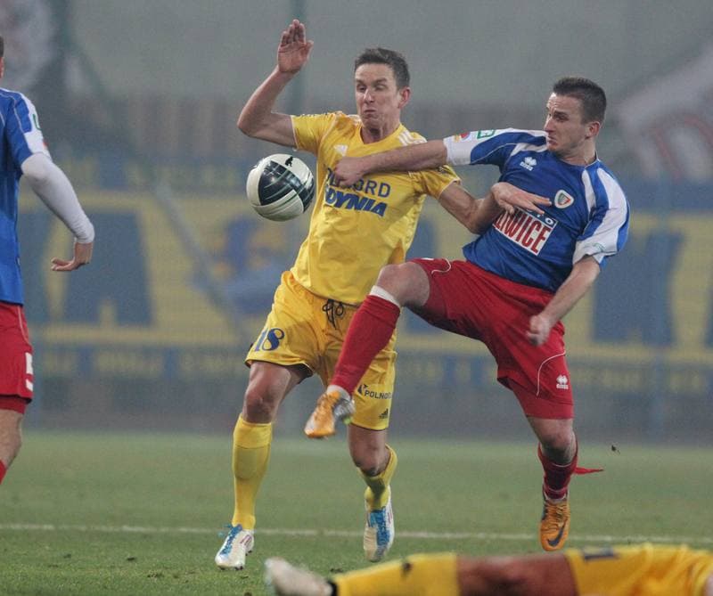Football. I liga. Piast Gliwice - Arka Gdynia. 12.11.2011