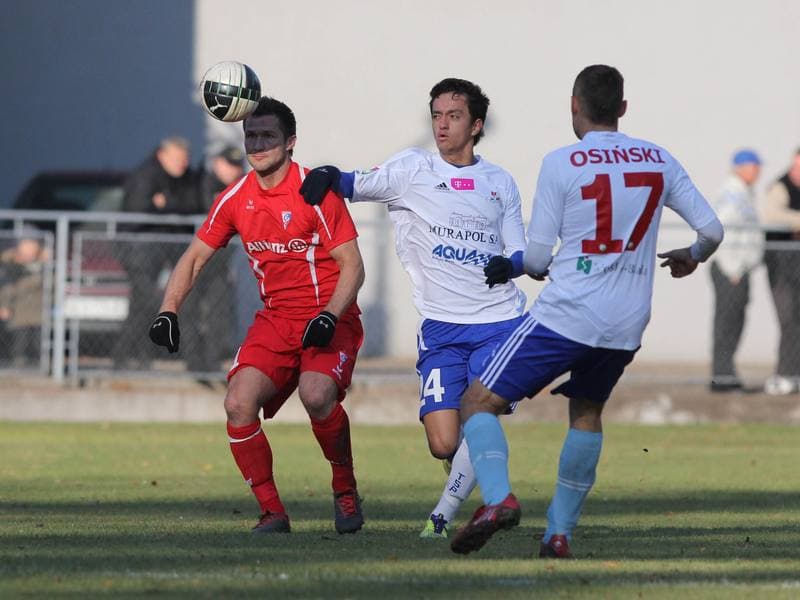 Football. Sparing. Podbeskidzie Bielsko-Biala - Gornik Zabrze. 11.11.2011