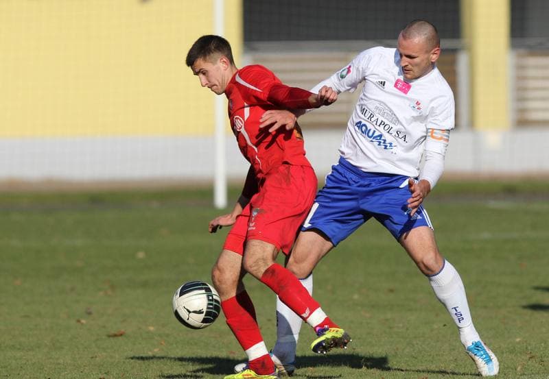 Football. Sparing. Podbeskidzie Bielsko-Biala - Gornik Zabrze. 11.11.2011