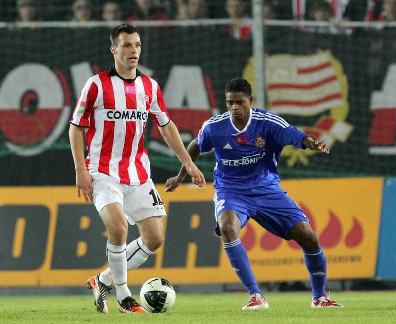 Football. T-Mobile Ekstraklasa. Cracovia Krakow - Wisla Krakow. 06.11.2011