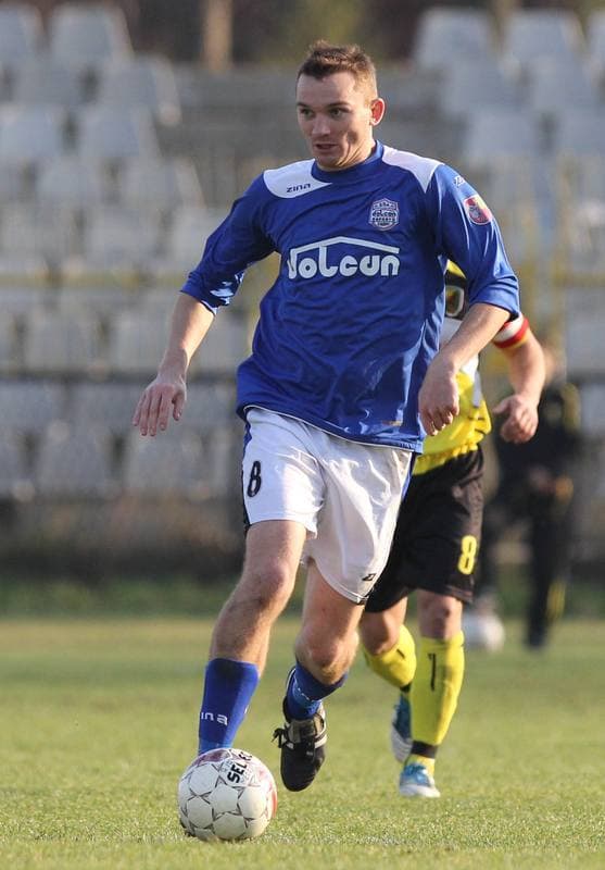 Football. Bytom I liga. Ruch Radzionkow - Dolcan Zabki. 05.11.2011