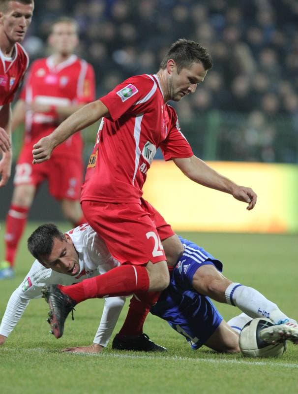 Football. Sparing. Podbeskidzie Bielsko-Biala - Gornik Zabrze. 11.11.2011