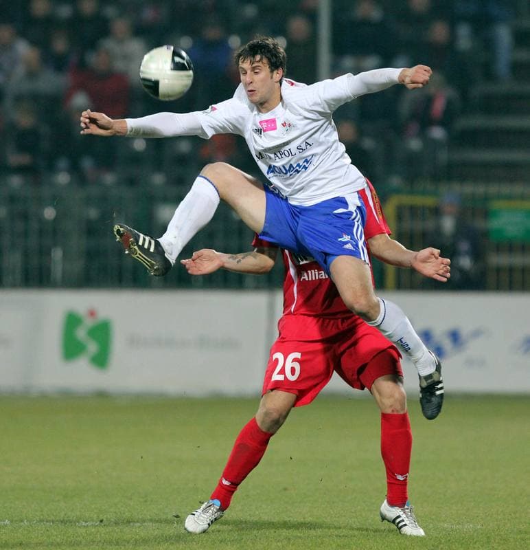 Football. Sparing. Podbeskidzie Bielsko-Biala - Gornik Zabrze. 11.11.2011