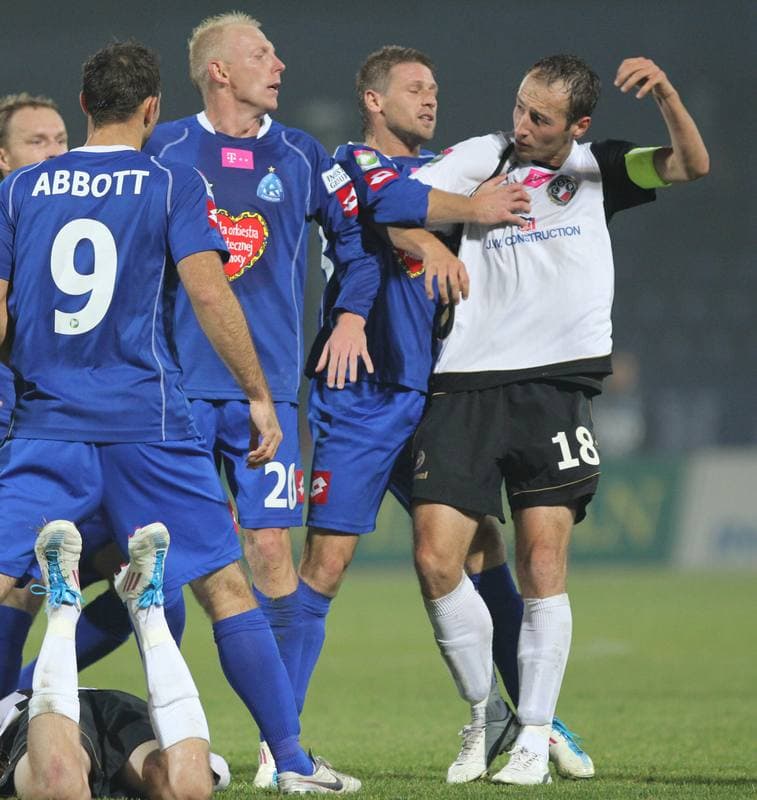 Football. T-Mobile Ekstraklasa. Ruch Chorzow - Polonia Warszawa. 31.10.2011