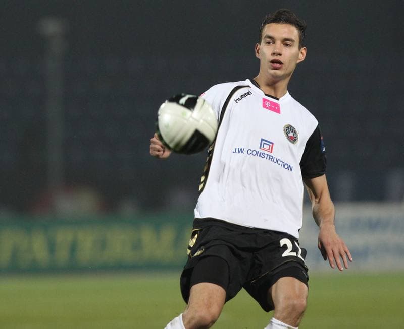 Football. T-Mobile Ekstraklasa. Ruch Chorzow - Polonia Warszawa. 31.10.2011