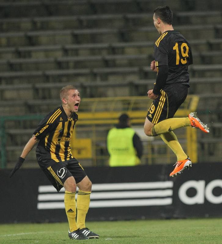 Football. I liga. GKS Katowice - Sandecja Nowy Sacz. 29.10.2011