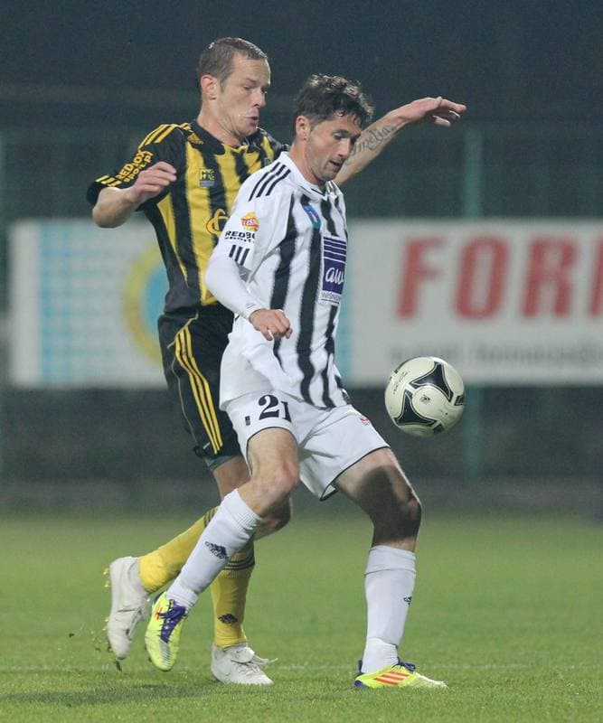 Football. I liga. GKS Katowice - Sandecja Nowy Sacz. 29.10.2011