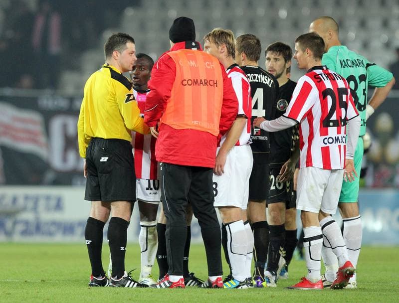 Football. T-Mobile Ekstraklasa. Cracovia Krakow - Polonia Warszawa. 24.10.2011