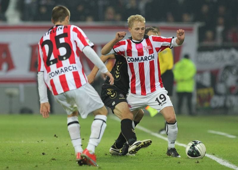 Football. T-Mobile Ekstraklasa. Cracovia Krakow - Polonia Warszawa. 24.10.2011