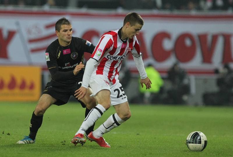 Football. T-Mobile Ekstraklasa. Cracovia Krakow - Polonia Warszawa. 24.10.2011