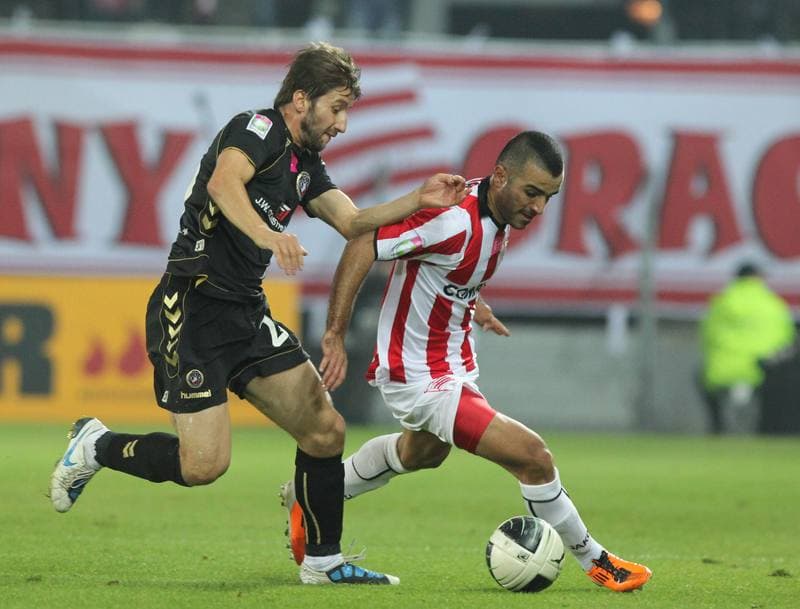 Football. T-Mobile Ekstraklasa. Cracovia Krakow - Polonia Warszawa. 24.10.2011