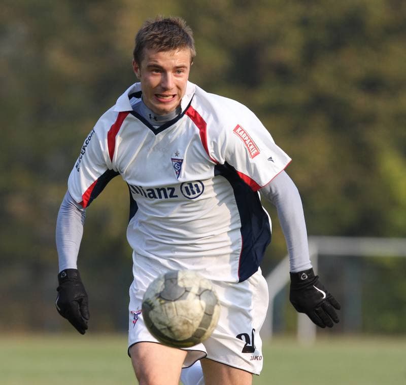 Football. A Klasa. Gornik II Zabrze - LKS 35 Gieraltowice. 23.10.2011