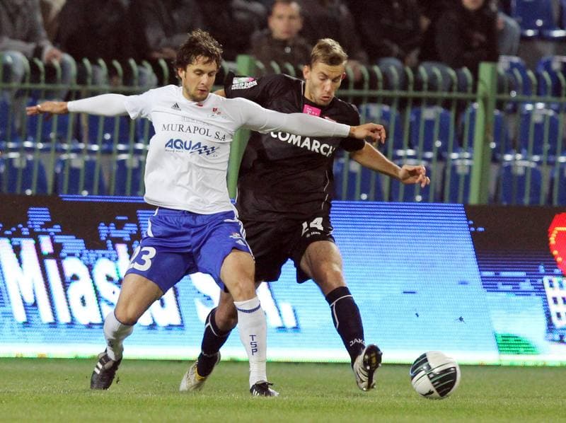 Football. T-Mobile Ekstraklasa. Podbeskidzie Bielsko-Biala - Cracovia Krakow. 14.10.2011