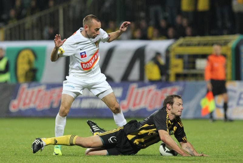 Football. I liga. GKS Katowice - Pogon Szczecin. 12.10.2011