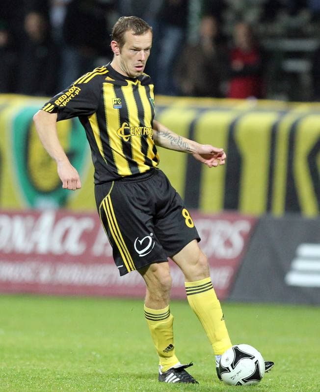 Football. I liga. GKS Katowice - Pogon Szczecin. 12.10.2011