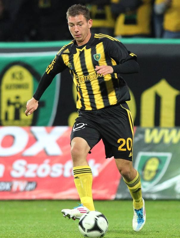 Football. I liga. GKS Katowice - Pogon Szczecin. 12.10.2011