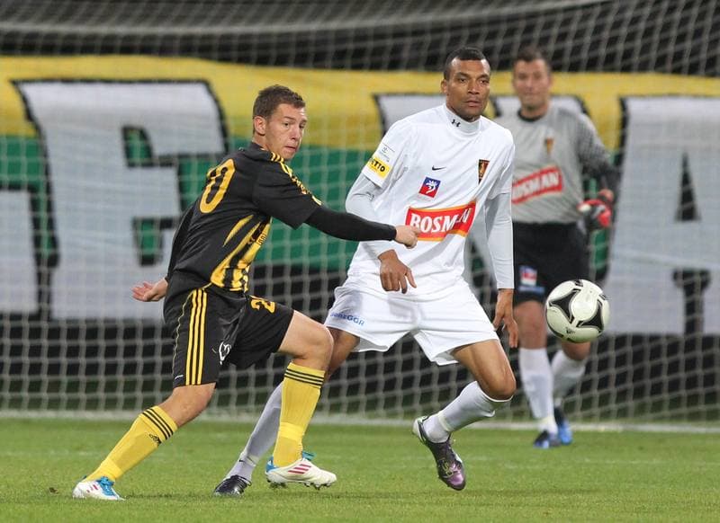 Football. I liga. GKS Katowice - Pogon Szczecin. 12.10.2011