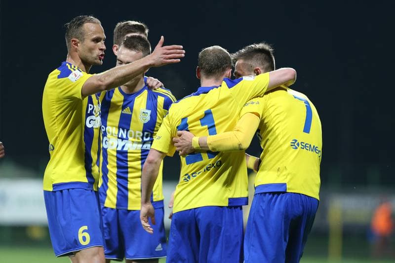 Football. I Liga. Rozwoj Katowice - Arka Gdynia. 06.05.2016
