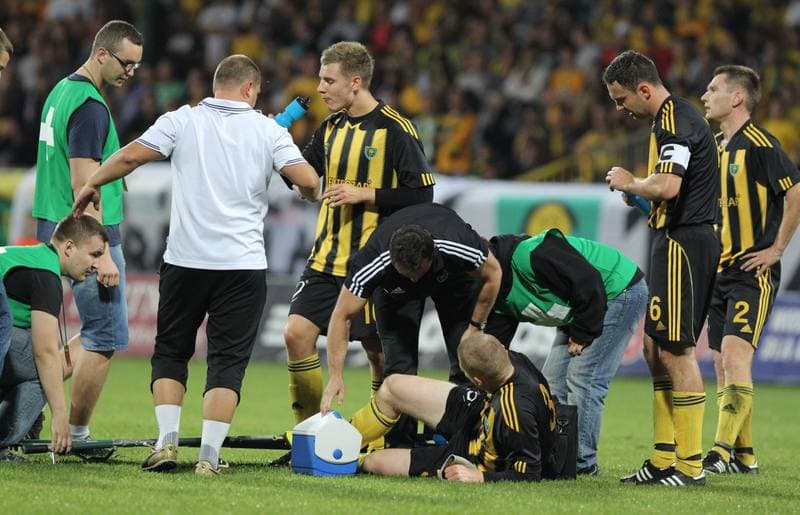 Football. I liga. GKS Katowice - Arka Gdynia. 01.10.2011