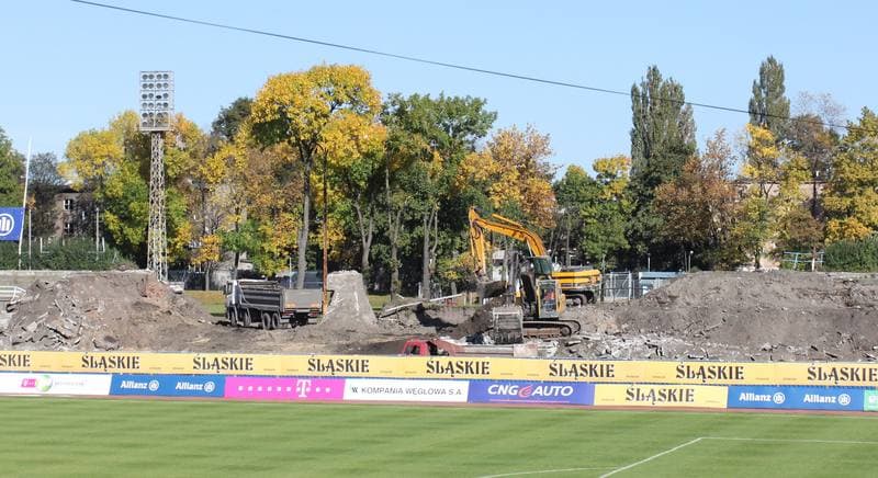 Football. Gornik Zabrze. Press Conference. 28.09.2011