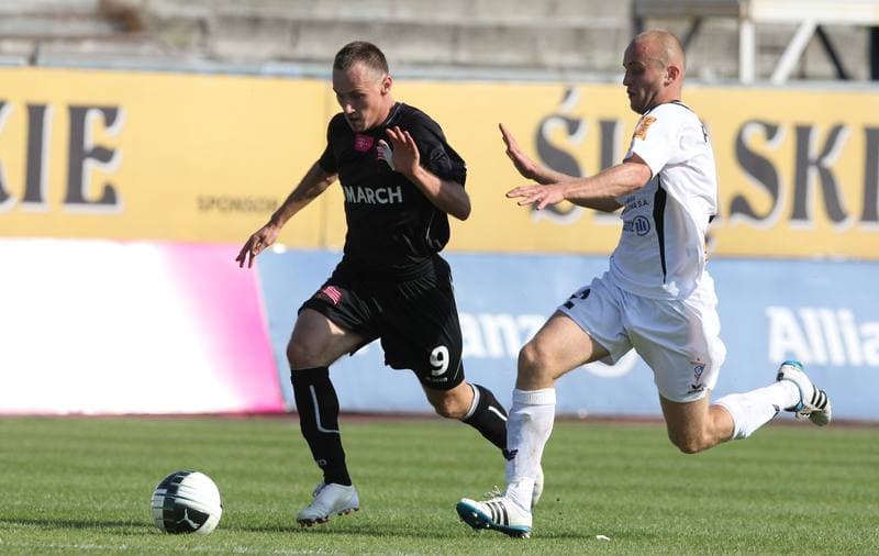 Football. T-Mobile Ekstraklasa. Gornik Zabrze - Cracovia Krakow. 24.09.2011