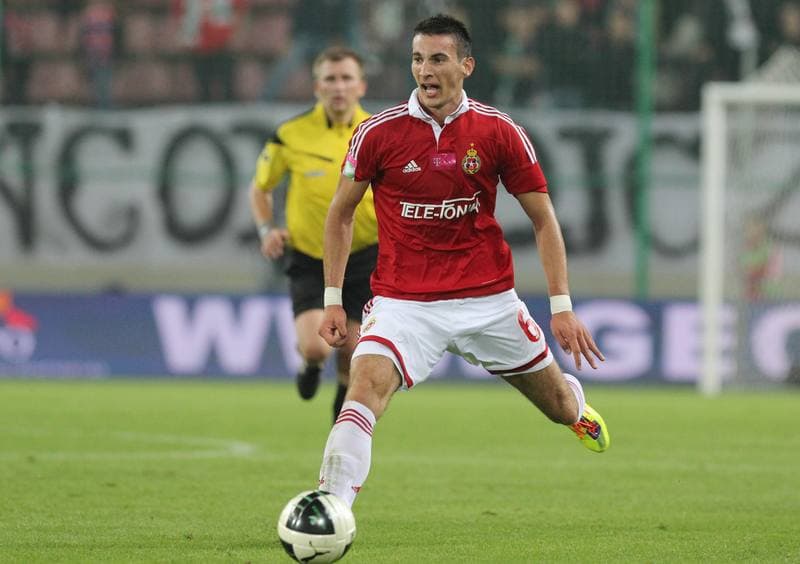 Football. T-Mobile Ekstraklasa. Wisla Krakow - GKS Belchatow. 19.09.2011