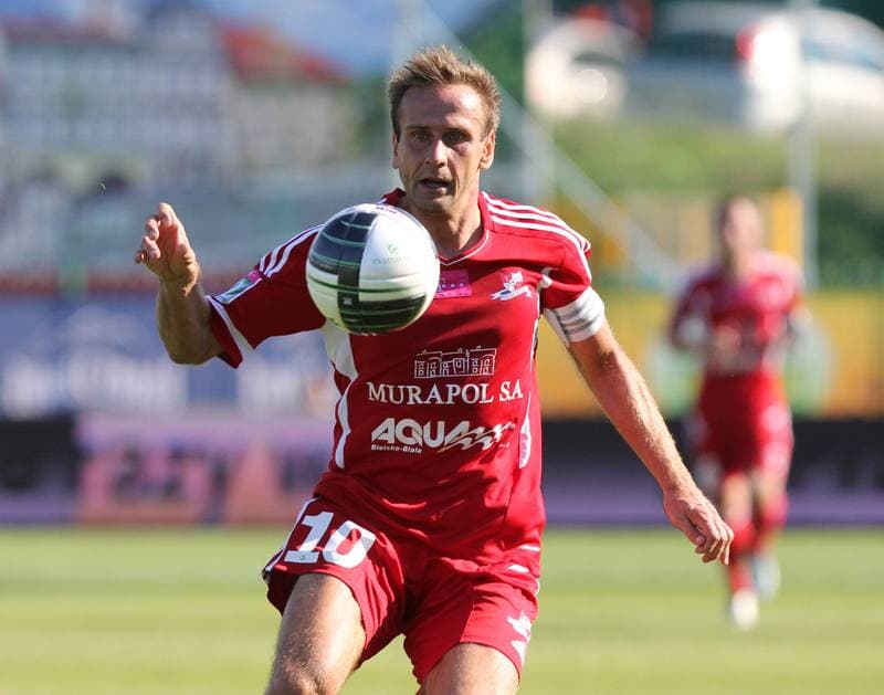 Football. T-Mobile Ekstraklasa. Podbeskidzie Bielsko-Biala - Ruch Chorzow. 17.09.2011