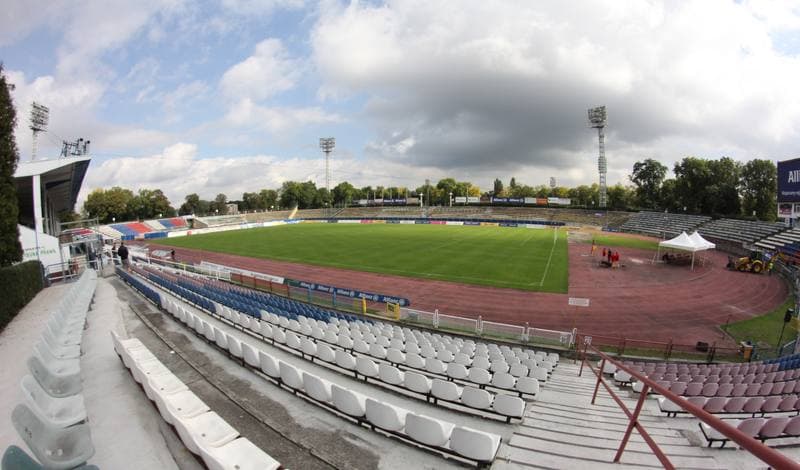 Football. Gornik Zabrze. Press Conference. 14.09.2011