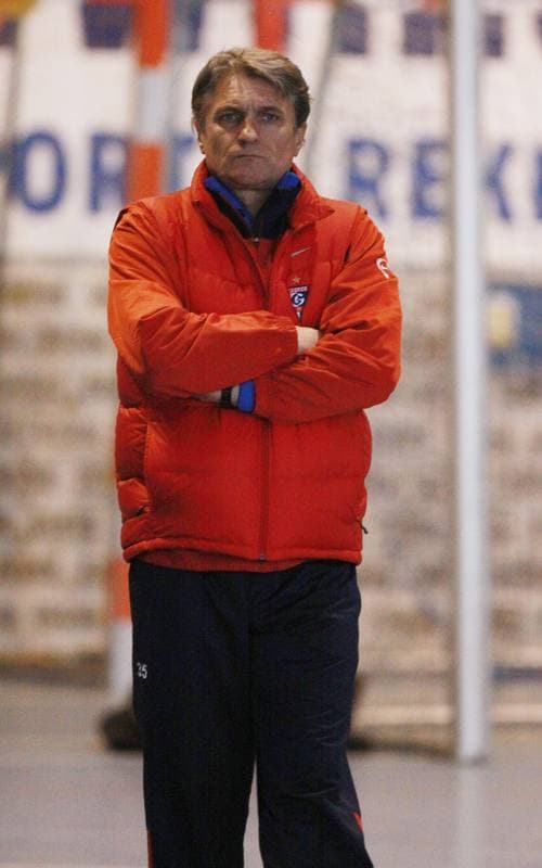 Football. Gornik Zabrze. Training. 07.01.2010