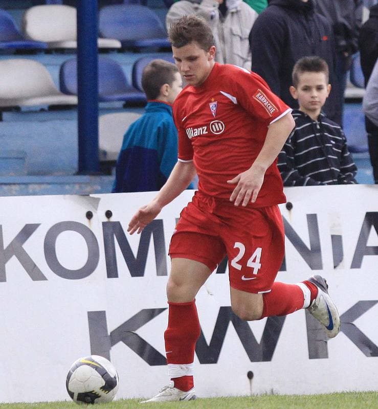 Football. Sparing. Wawel Wirek - Gornik Zabrze. 27.03.2010