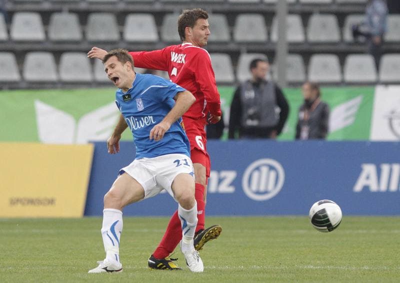 Football. PKO BP Ekstraklasa. Gornik Zabrze - Lech Poznan. 24.10.2010