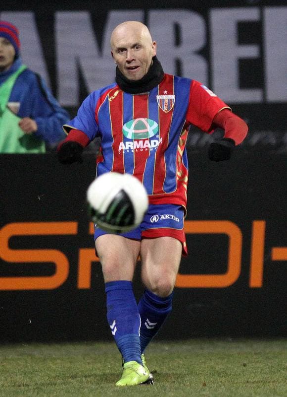Football. Ekstraklasa. Polonia Bytom - Legia Warsaw. 26.11.2010