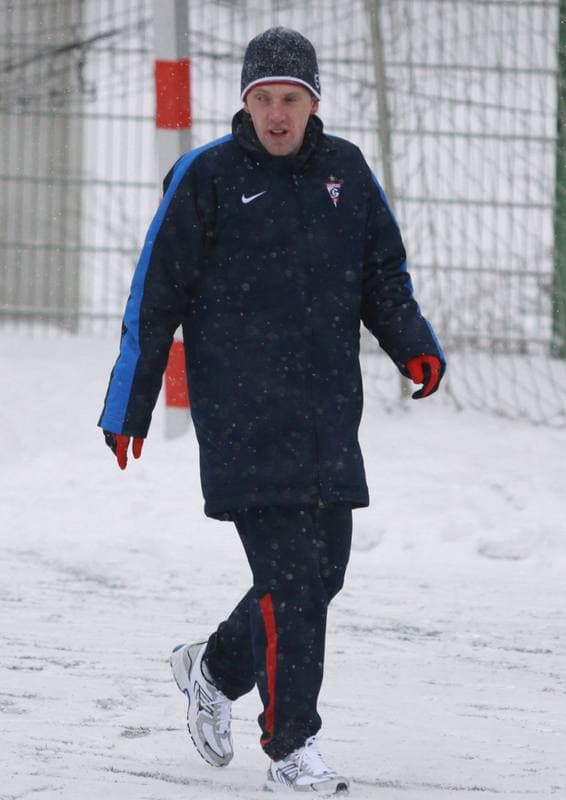 Football. Sparing. Gornik Zabrze - Gornik Zabrze juniorzy. 20.01.2009