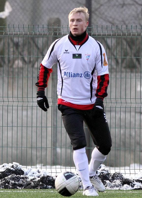 Football. Sparing. Gornik Zabrze - Janina Libiaz. 28.01.2011