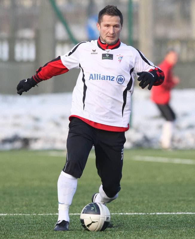 Football. Sparing. Gornik Zabrze - Janina Libiaz. 28.01.2011