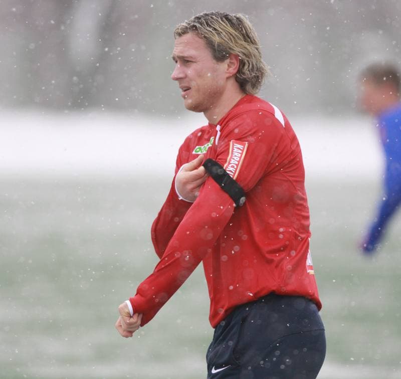 Football. Sparing. Gornik Zabrze - Gornik Zabrze juniorzy. 20.01.2009