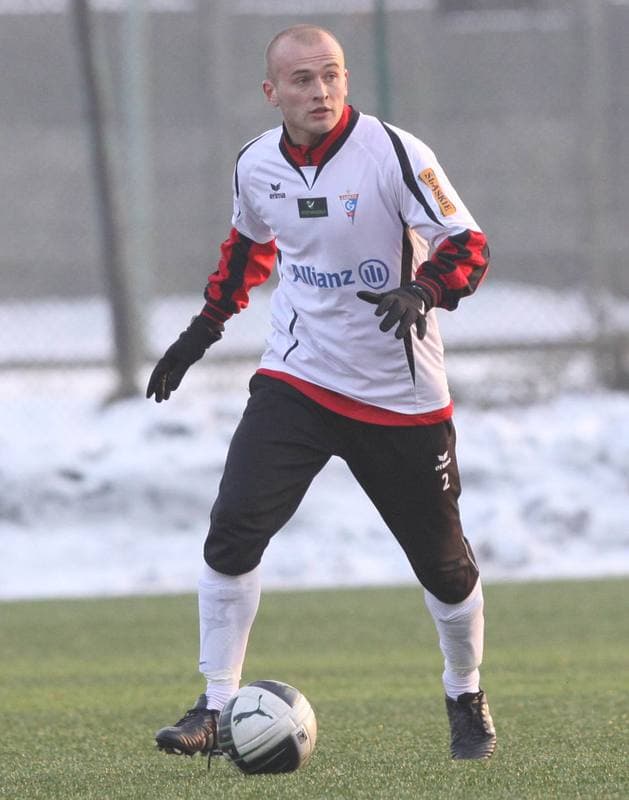 Football. Sparing. Gornik Zabrze - Hutnik Krakow. 28.01.2011