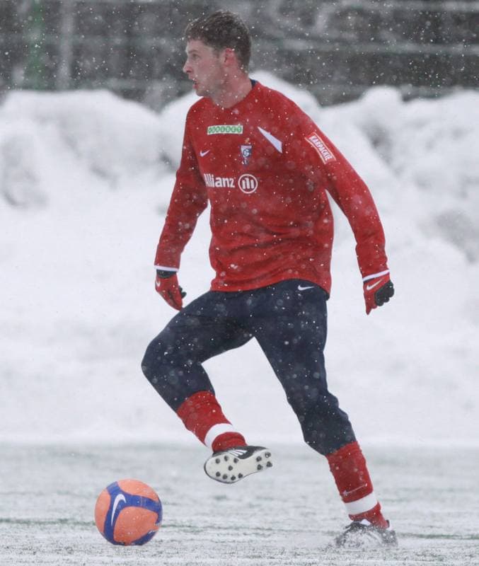 Football. Sparing. Gornik Zabrze - Gornik Zabrze juniorzy. 20.01.2009