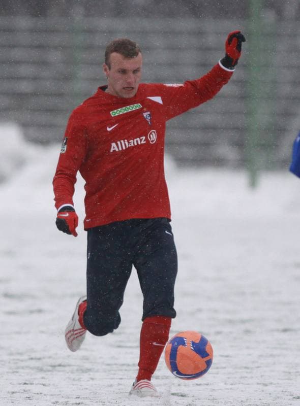 Football. Sparing. Gornik Zabrze - Gornik Zabrze juniorzy. 20.01.2009