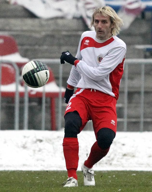 Football. Sparing. Polonia Bytom - Piast Gliwice. 19.02.2011