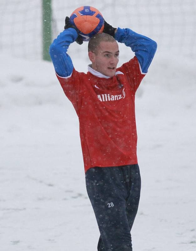 Football. Sparing. Gornik Zabrze - Gornik Zabrze juniorzy. 20.01.2009
