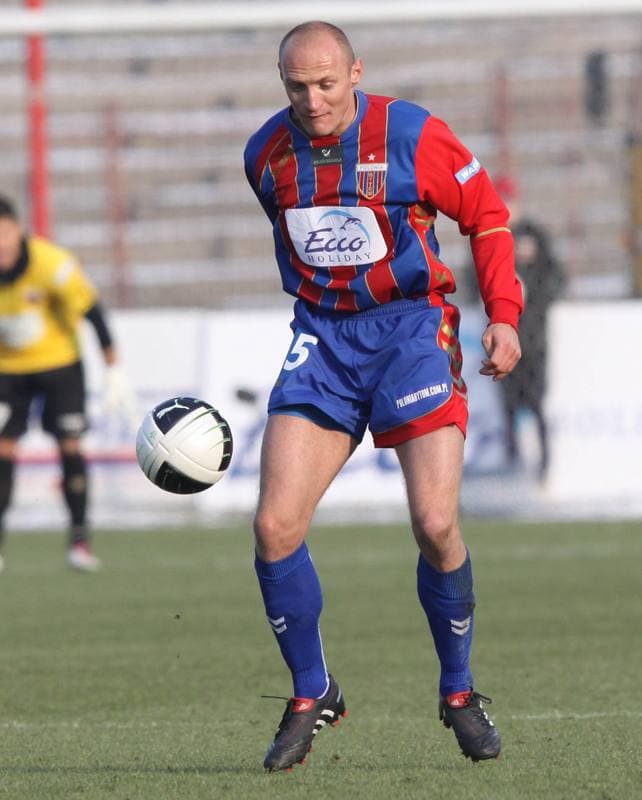 Football. Ekstraklasa. Polonia Bytom - GKS Belchatow. 26.02.2011