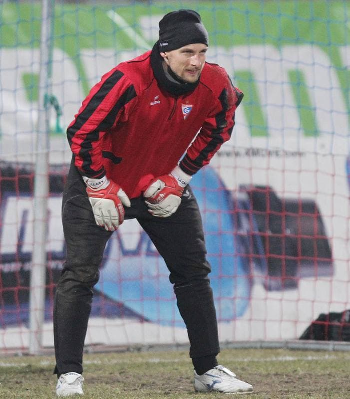 Football. PKO BP Ekstraklasa. Gornik Zabrze - Arka Gdynia. 11.03.2011