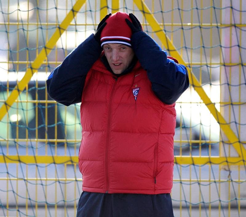 Football. Sparing. Gornik Zabrze - Odra Wodzislaw. 23.01.2010